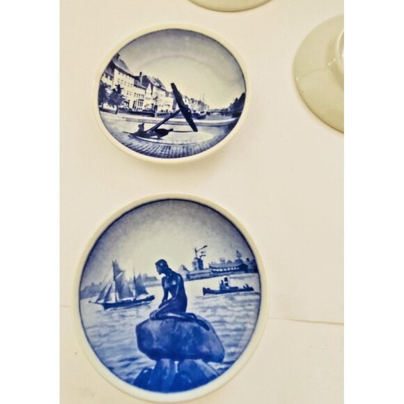 ROYAL COPENHAGEN DENMARK MINI PLAQUES 3 1/4" Diameter (set of 4) see details - Picture 12 of 12